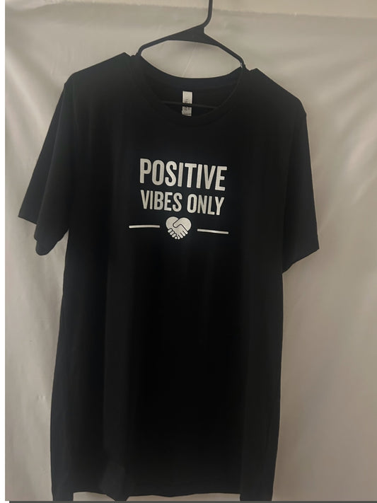 short sleeve graphic  tees